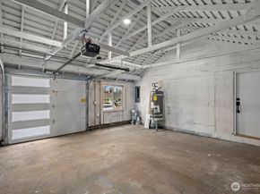 9021 12th Avenue SW, Seattle WA 98106