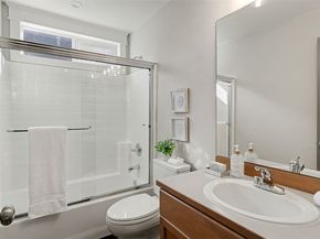 4817 Hartford Way, Mukilteo WA 98275