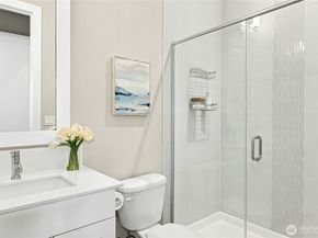 8784 NE Winslow Grove Court, Bainbridge Island WA 98110