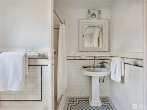 1418 E Ward Street, Seattle WA 98112