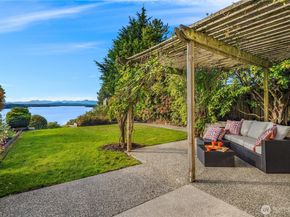 10245 Marine View Drive SW, Seattle WA 98146