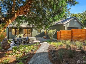 10419 & 10421 41st Avenue SW A & B, Seattle WA 98146