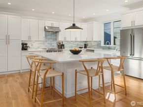 10419 & 10421 41st Avenue SW A & B, Seattle WA 98146