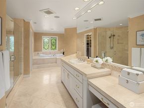 20546 NE 126th Way, Woodinville WA 98077