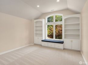 20546 NE 126th Way, Woodinville WA 98077