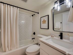 15804 Maplewild Avenue SW, Burien WA 98166