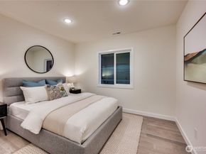 15804 Maplewild Avenue SW, Burien WA 98166