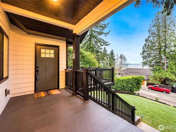 15804 Maplewild Avenue SW, Burien WA 98166