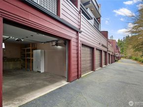 15805 Waynita Way NE D204, Bothell WA 98011