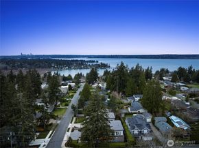 4605 108th Avenue NE, Kirkland WA 98033