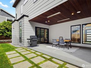 4605 108th Avenue NE, Kirkland WA 98033