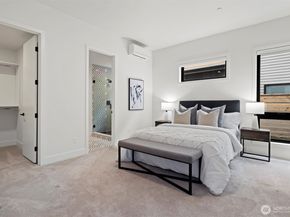 4605 108th Avenue NE, Kirkland WA 98033