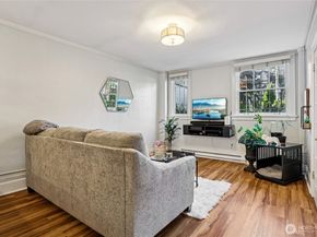 1508 10th Avenue E 101, Seattle WA 98102