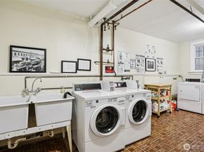 1508 10th Avenue E 101, Seattle WA 98102