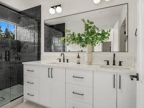 333 NW 47th Street C, Seattle WA 98107