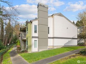31500 33rd Place SW E201, Federal Way WA 98023