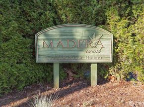 31500 33rd Place SW E201, Federal Way WA 98023