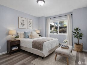 31500 33rd Place SW E201, Federal Way WA 98023