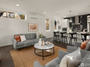 814 14th Avenue C, Seattle WA 98122