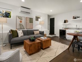 814 14th Avenue C, Seattle WA 98122