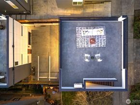 814 14th Avenue C, Seattle WA 98122