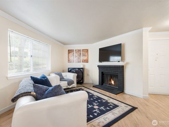 23410 18th Ave S G101, Des Moines WA 98198