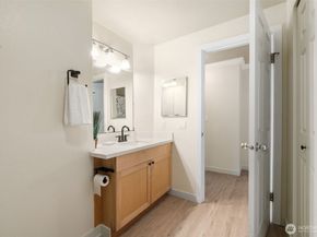 23410 18th Ave S G101, Des Moines WA 98198