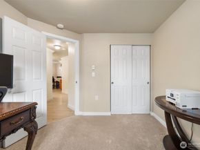 23410 18th Ave S G101, Des Moines WA 98198