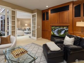 24838 NE 20th Street, Sammamish WA 98074