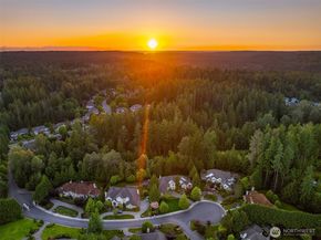 24838 NE 20th Street, Sammamish WA 98074