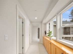 18251 NE 111th st, Redmond WA 98052