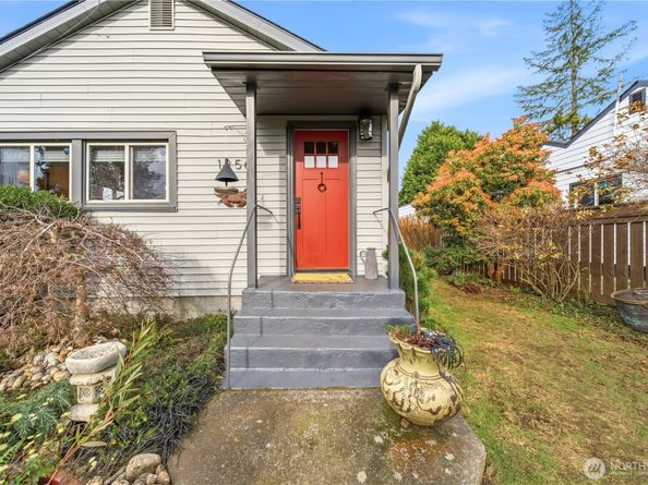 1256 SW 148th Street, Burien WA 98166