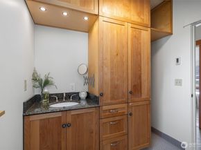 1323 Sturgus Avenue S, Seattle WA 98144