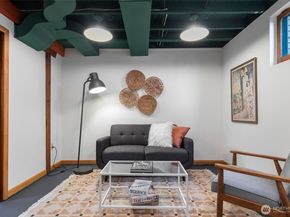 1323 Sturgus Avenue S, Seattle WA 98144