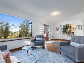 1323 Sturgus Avenue S, Seattle WA 98144