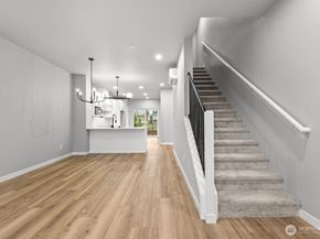 16823 Alder Way E4, Lynnwood WA 98037