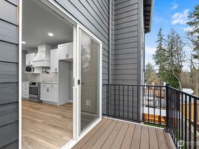16823 Alder Way E4, Lynnwood WA 98037