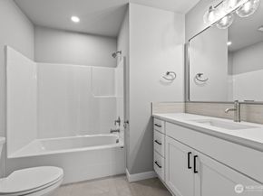 16823 Alder Way E4, Lynnwood WA 98037