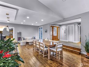 4711 116th Avenue SE, Bellevue WA 98006