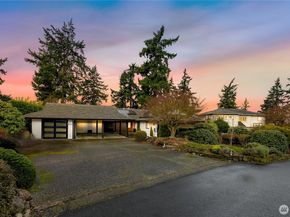 4711 116th Avenue SE, Bellevue WA 98006