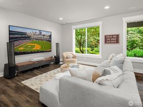 1646 106th Avenue SE, Bellevue WA 98004