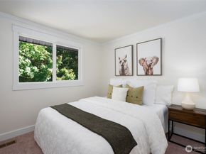 11619 NE 97th Street, Kirkland WA 98033