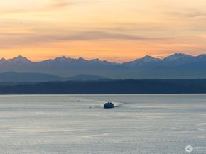 2201 3rd Avenue 2003, Seattle WA 98121