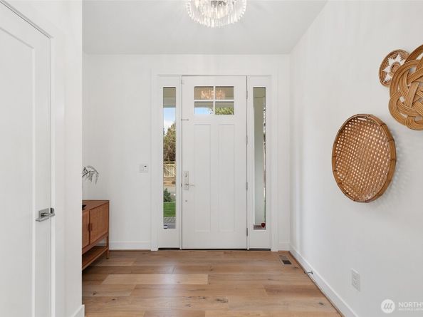 4215 NE 82nd Street, Seattle WA 98115