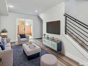 1520 243rd Place SW B, Bothell WA 98021