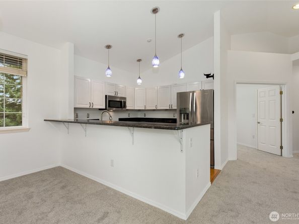 18656 NE 56th Court, Redmond WA 98052