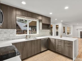 2119 S 371st Street, Federal Way WA 98003