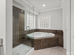 2119 S 371st Street, Federal Way WA 98003