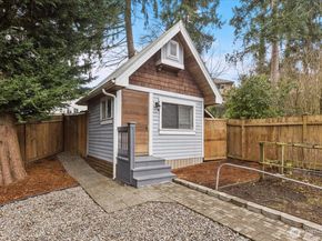 2119 S 371st Street, Federal Way WA 98003