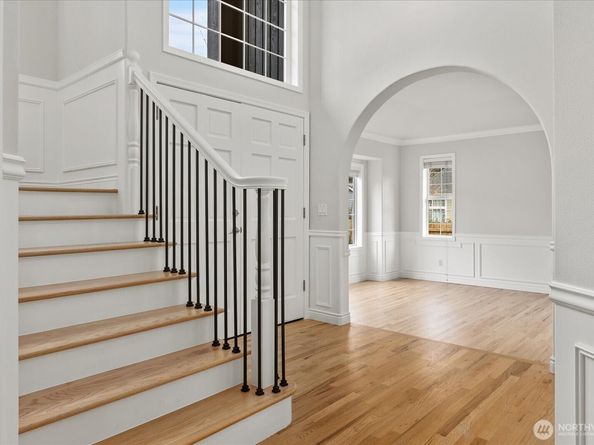 2119 S 371st Street, Federal Way WA 98003